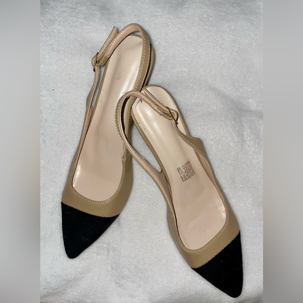 Tan and Black Slingback Heels with Cap-Toe Design